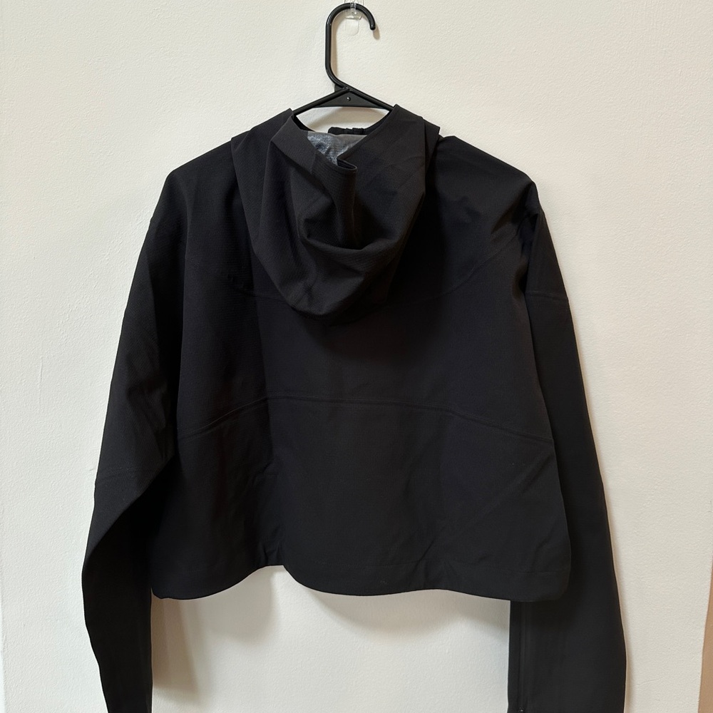 ALO Yoga Black Enhance Bonded Hooded Jacket - Picture 2 of 4